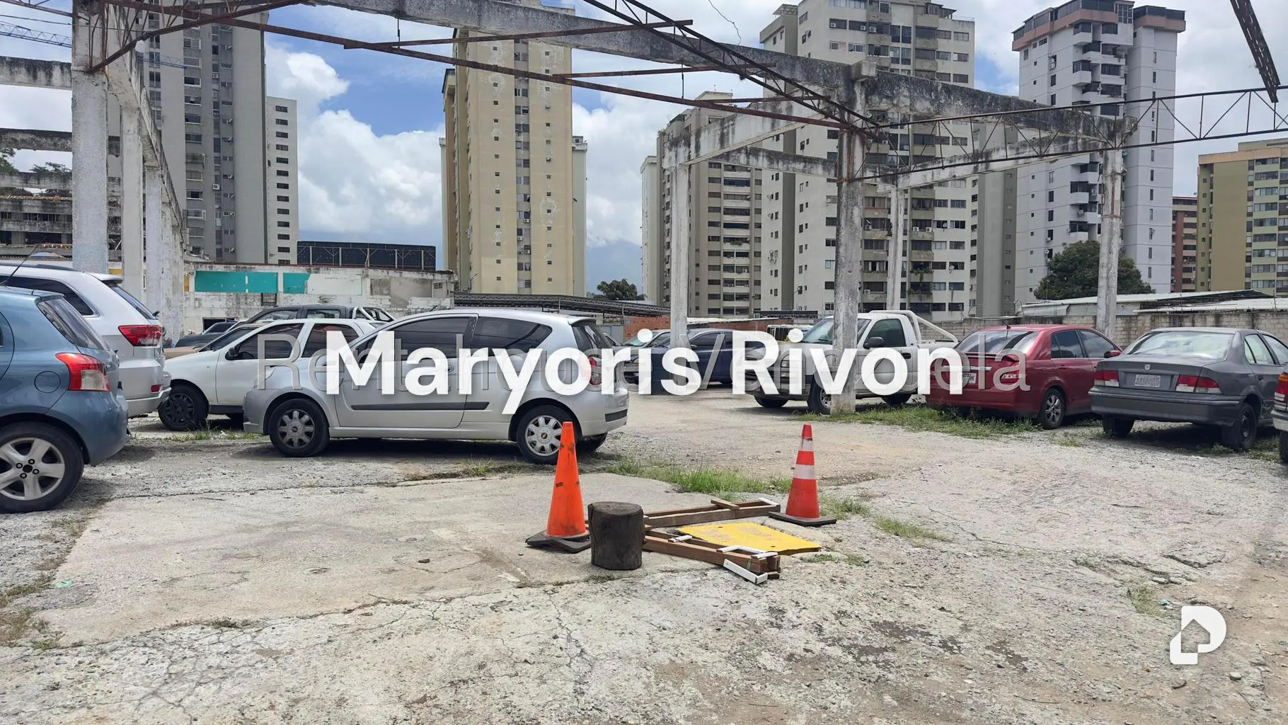 Terreno en Guaicay, Caracas – 18