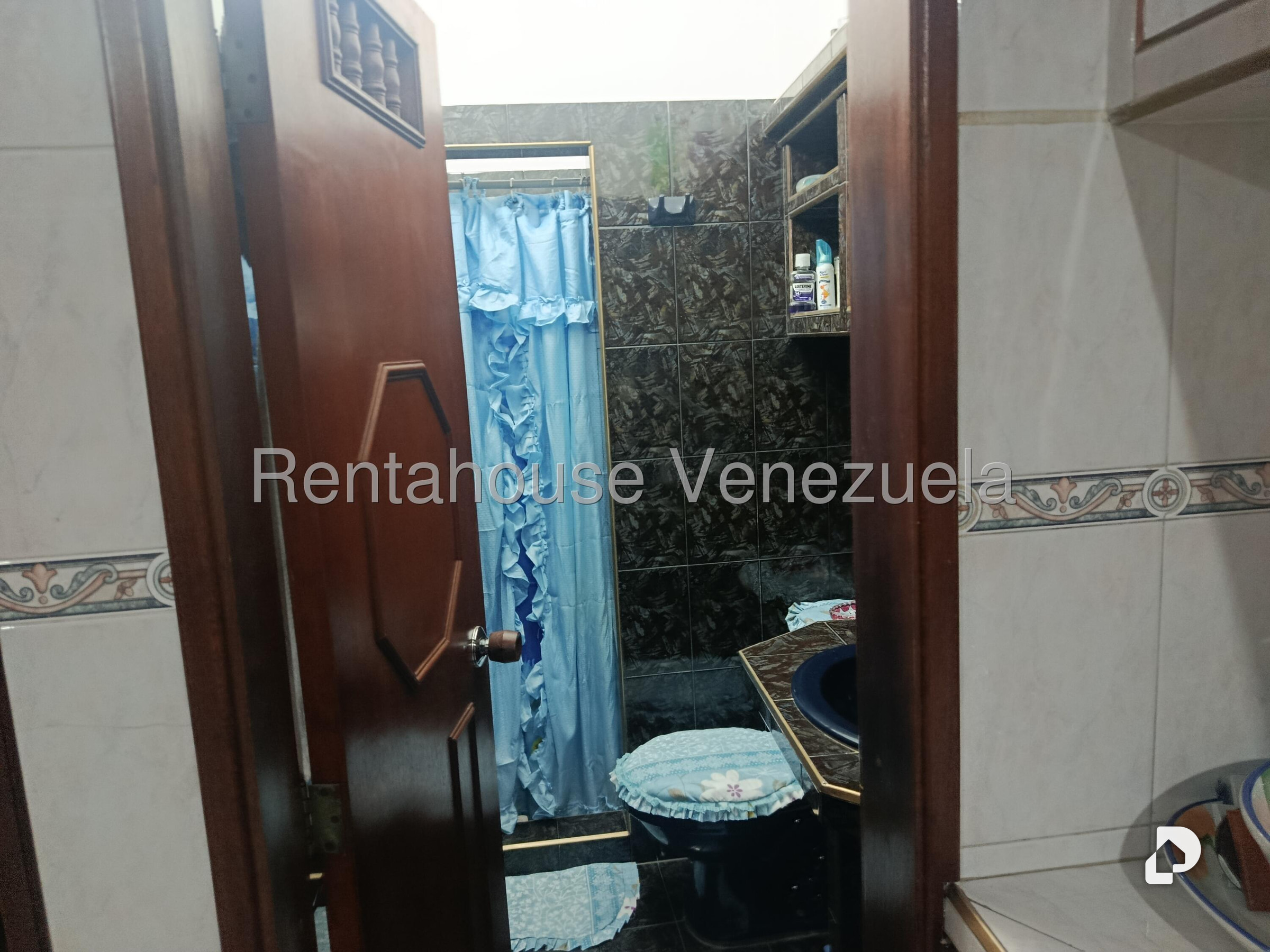 Apartamento en Parroquia Santa Rosalía, Caracas – 30
