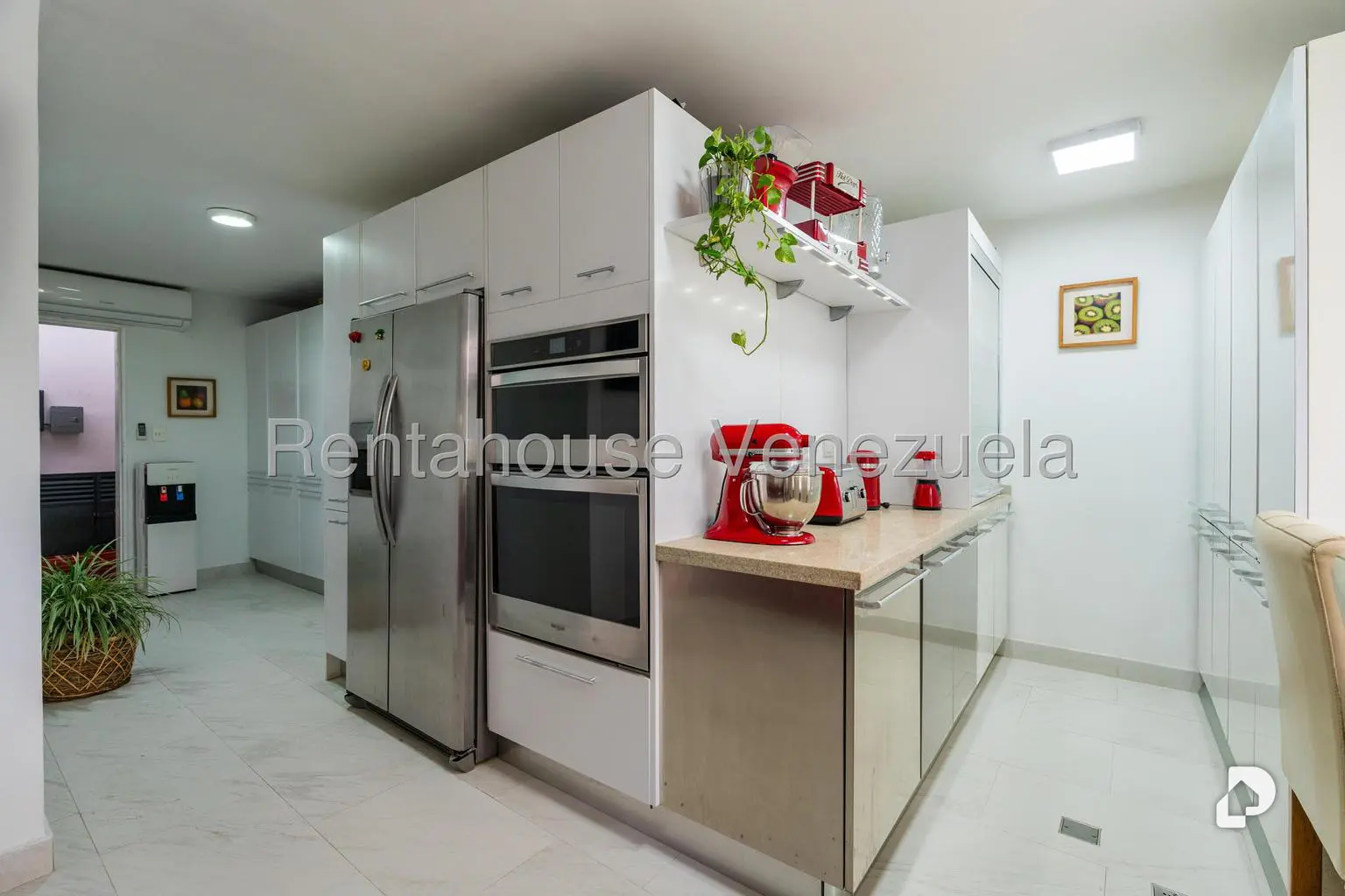 Casa en Santa Inés, Caracas – 16