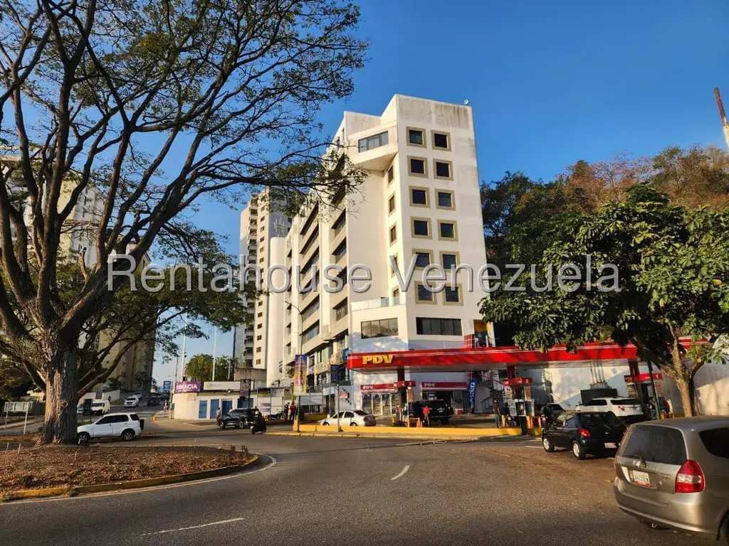 Oficina en Baruta, Caracas - 1