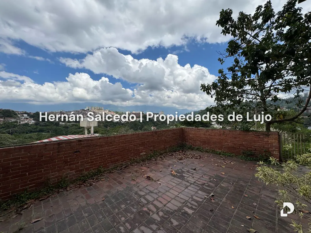Casa en Lomas De La Trinidad, Caracas – 14