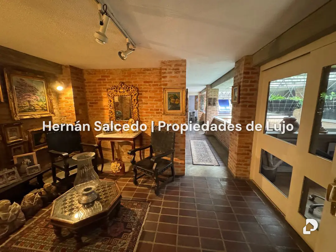 Casa en Lomas De La Trinidad, Caracas – 18