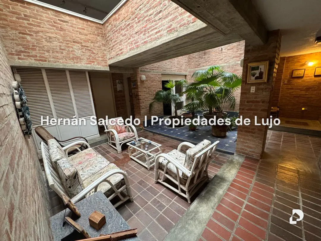 Casa en Lomas De La Trinidad, Caracas – 20