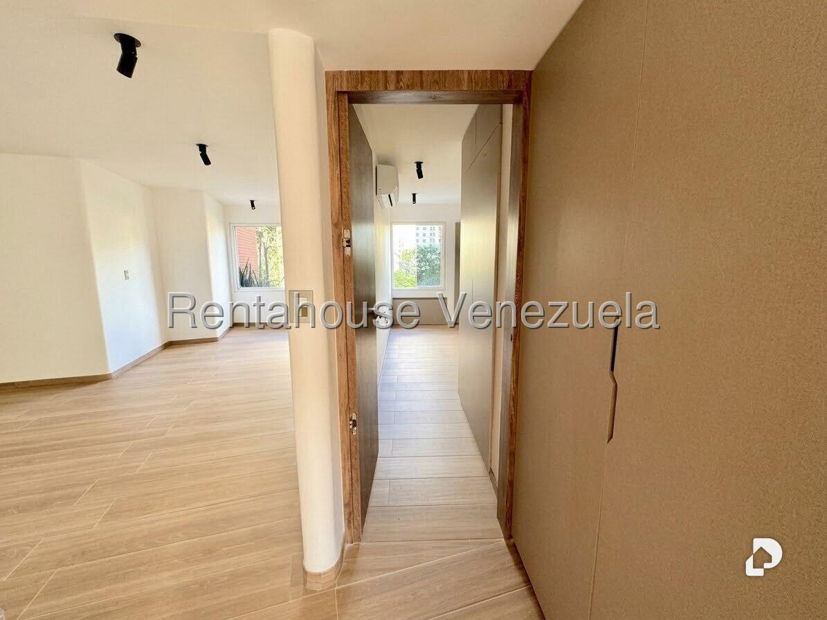 Apartamento en El Cigarral, Caracas – 23