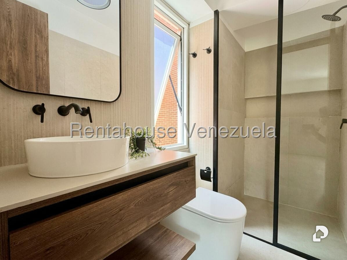 Apartamento en El Cigarral, Caracas – 28