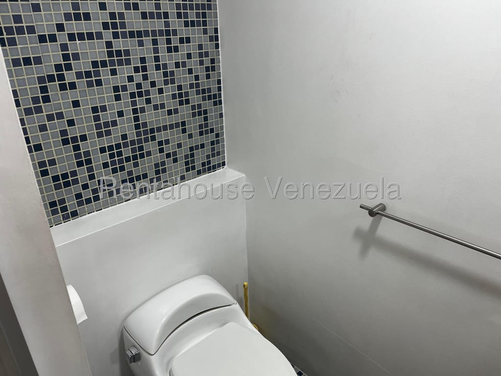 Oficina en La Trinidad, Caracas