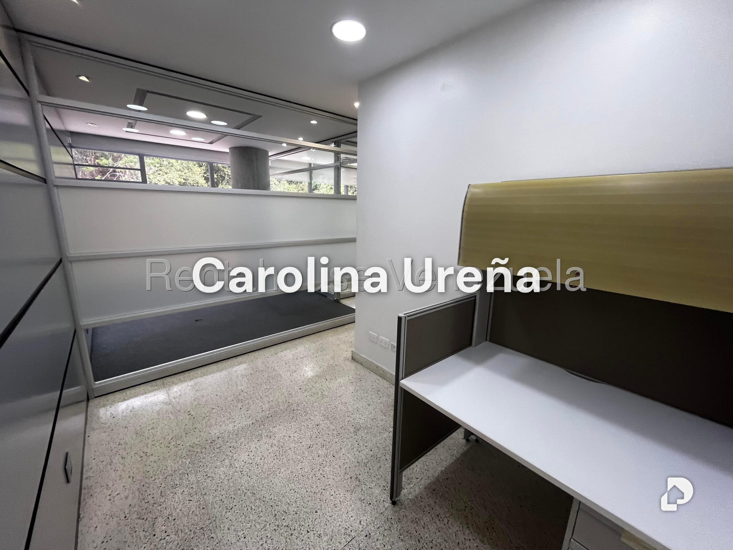 Oficina en La Trinidad, Caracas – 17