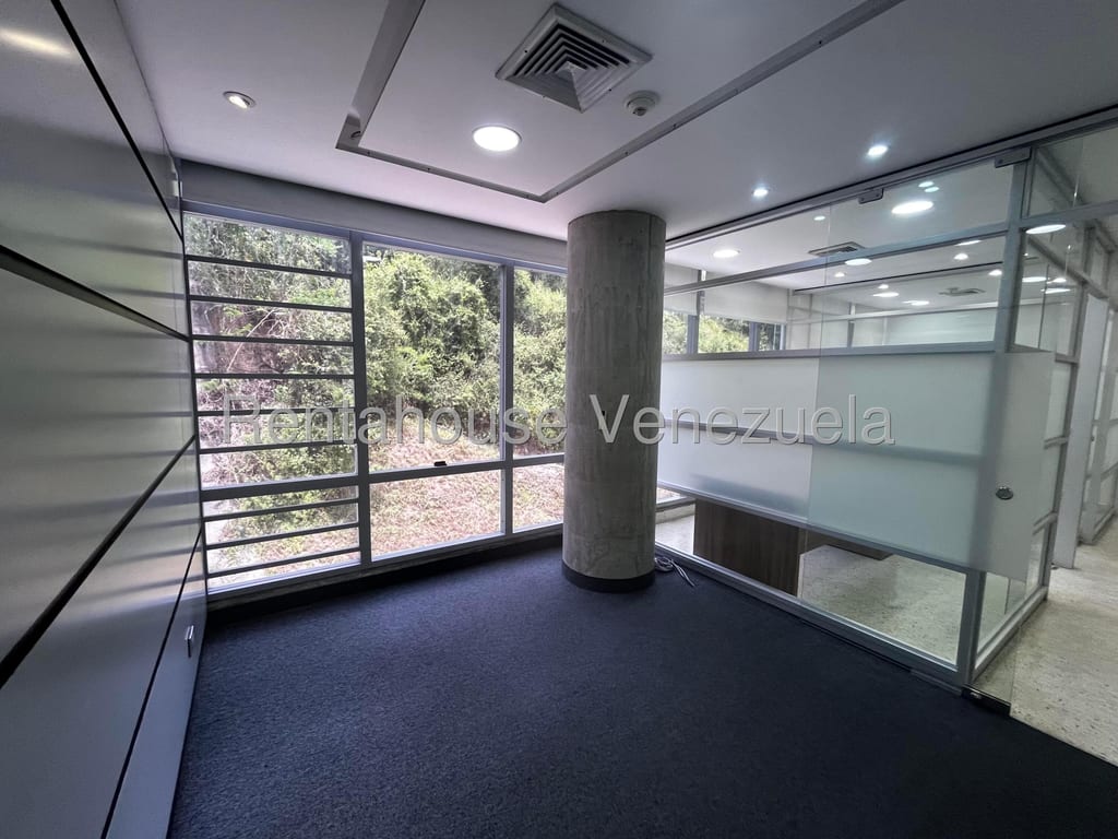Oficina en La Trinidad, Caracas