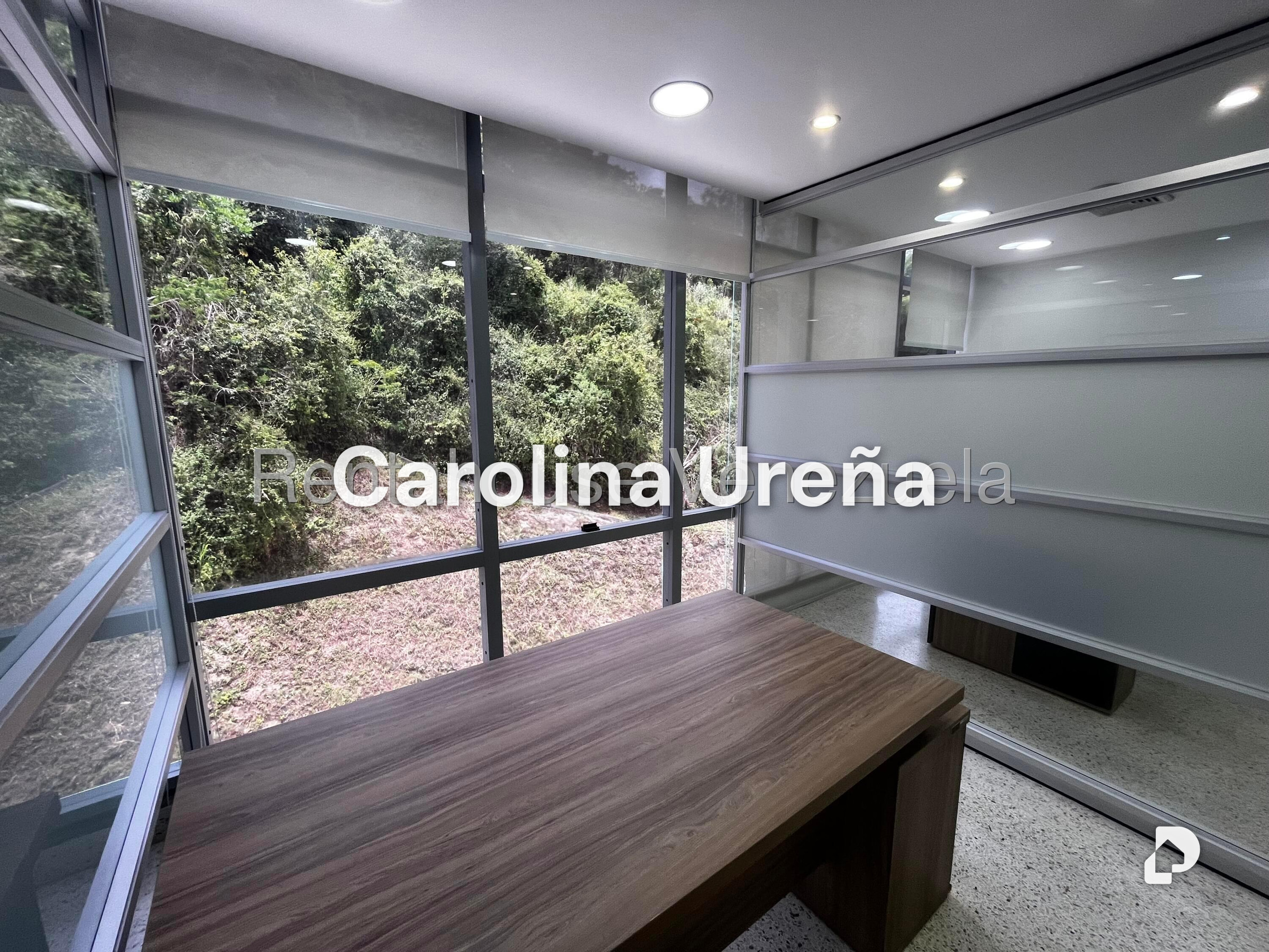 Oficina en La Trinidad, Caracas – 19