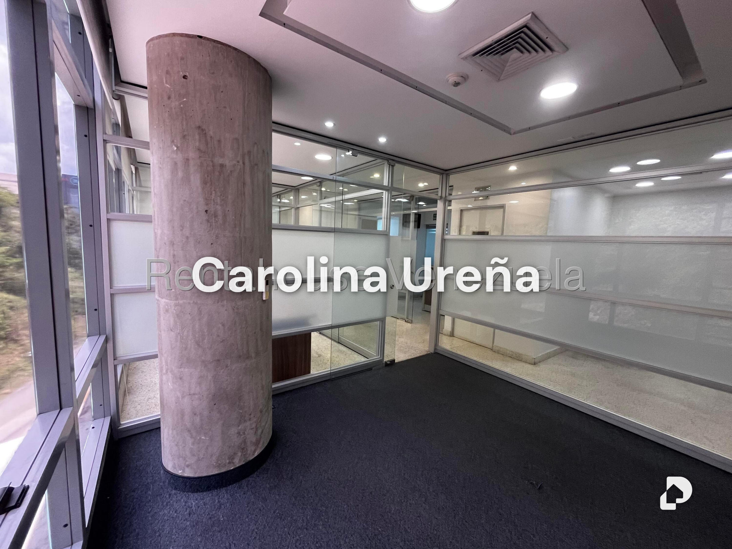Oficina en La Trinidad, Caracas – 15