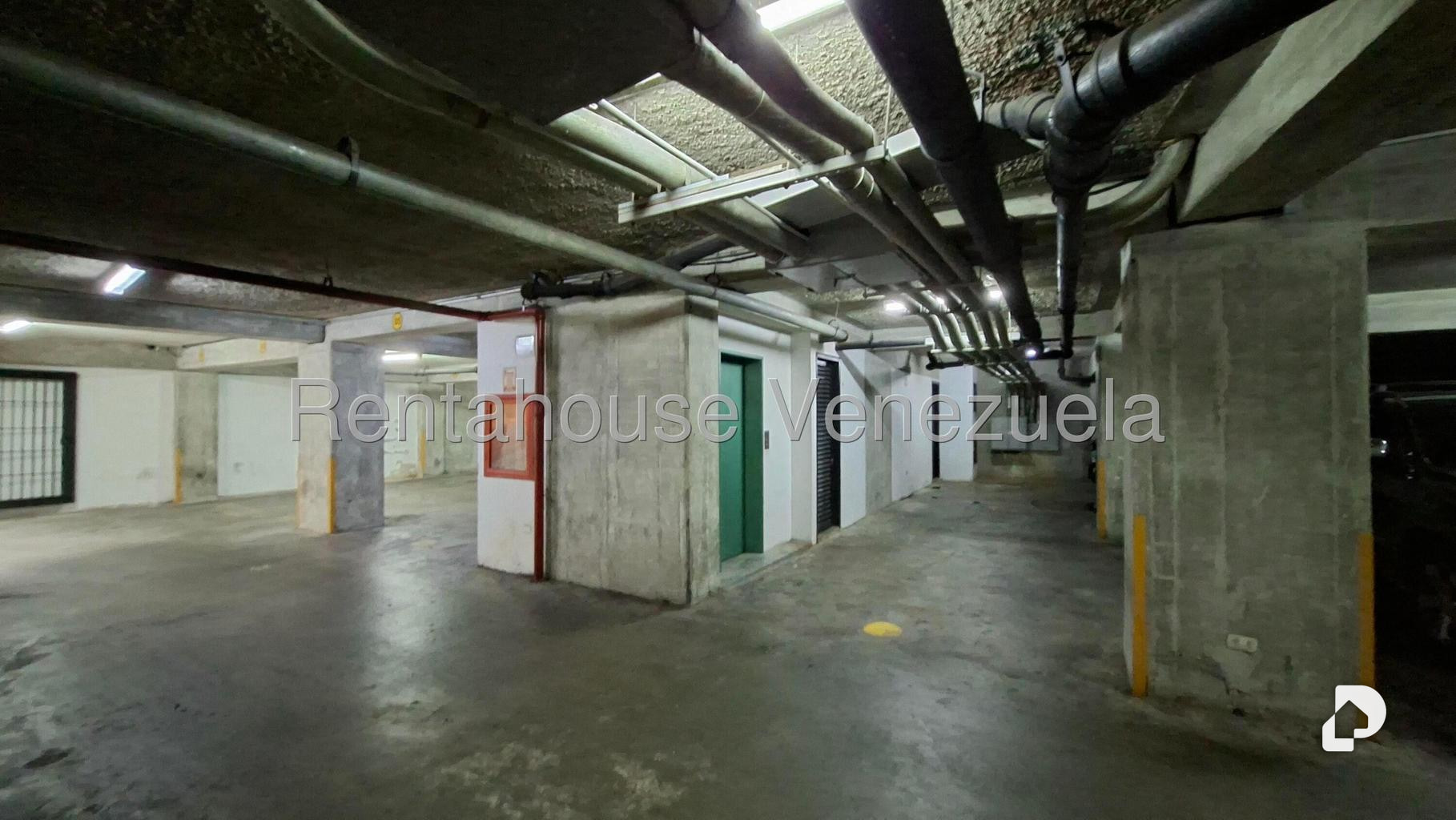 Apartamento en El Rosal, Caracas – 22