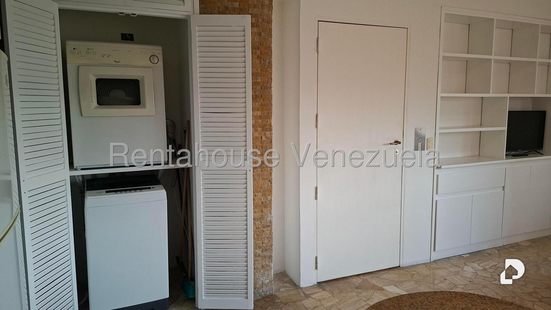 Apartamento en El Rosal, Caracas – 11