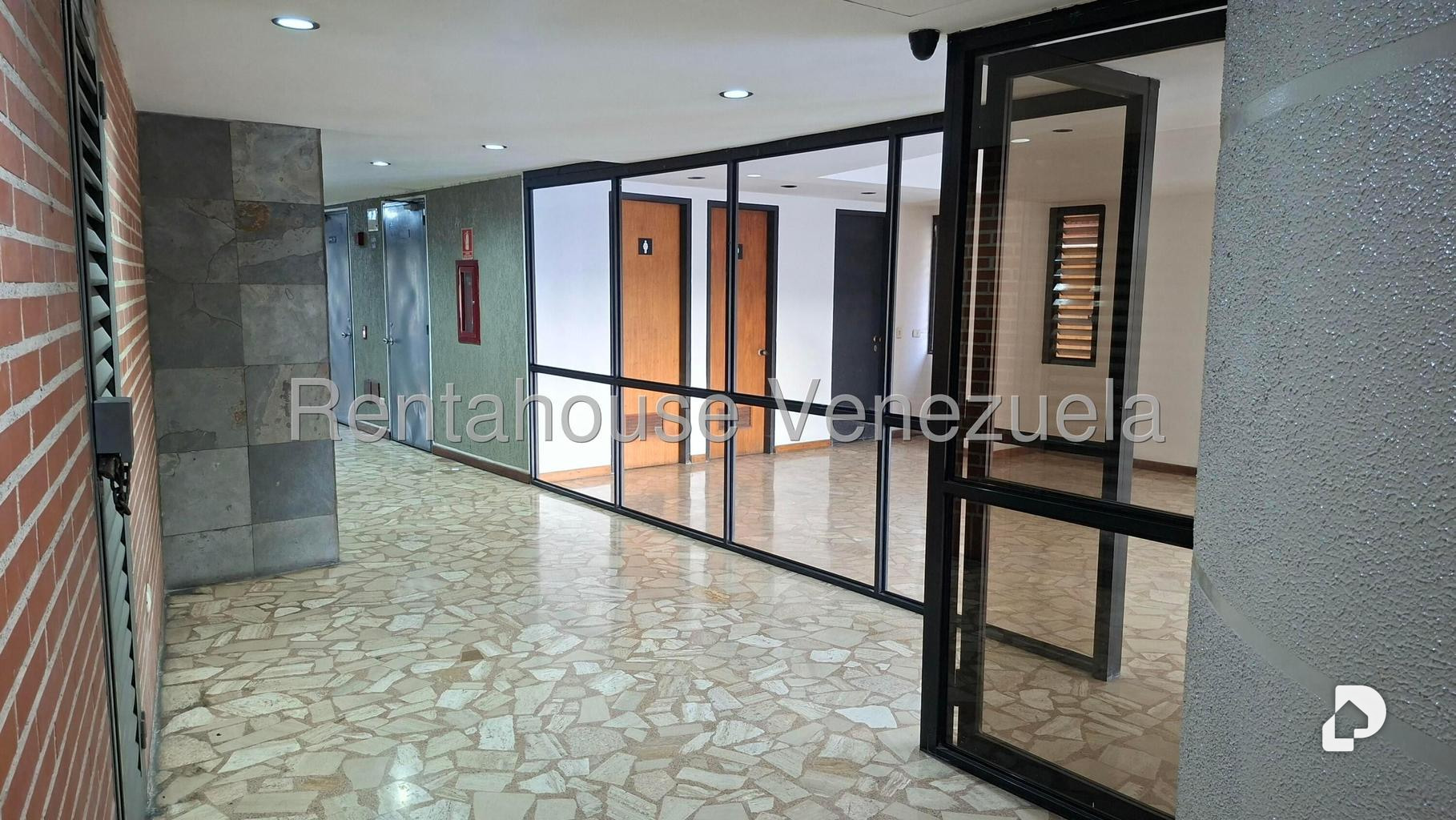 Apartamento en El Rosal, Caracas – 17
