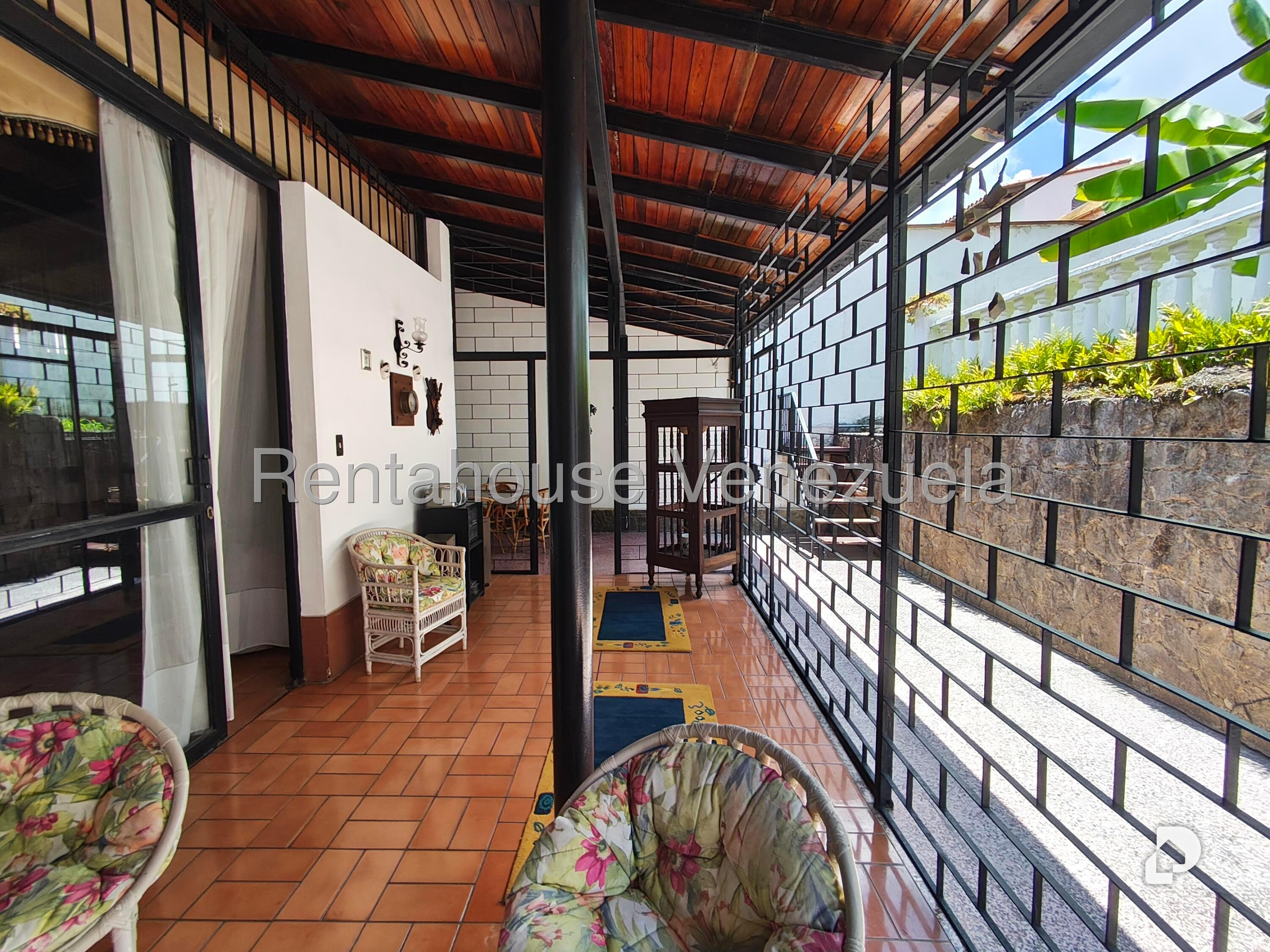 Casa en Prados del Este, Caracas – 19