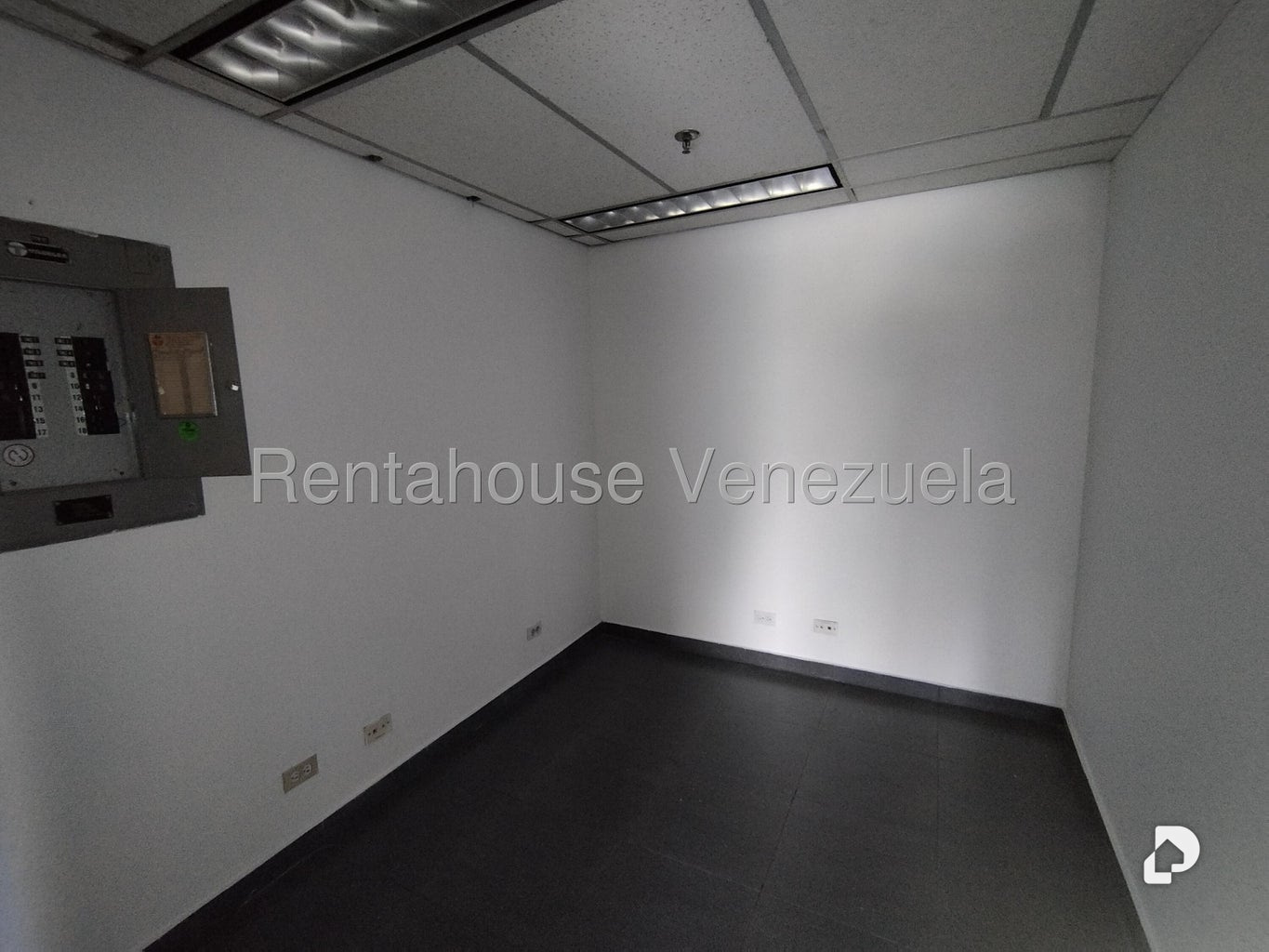 Oficina en Plaza Venezuela, Caracas – 9