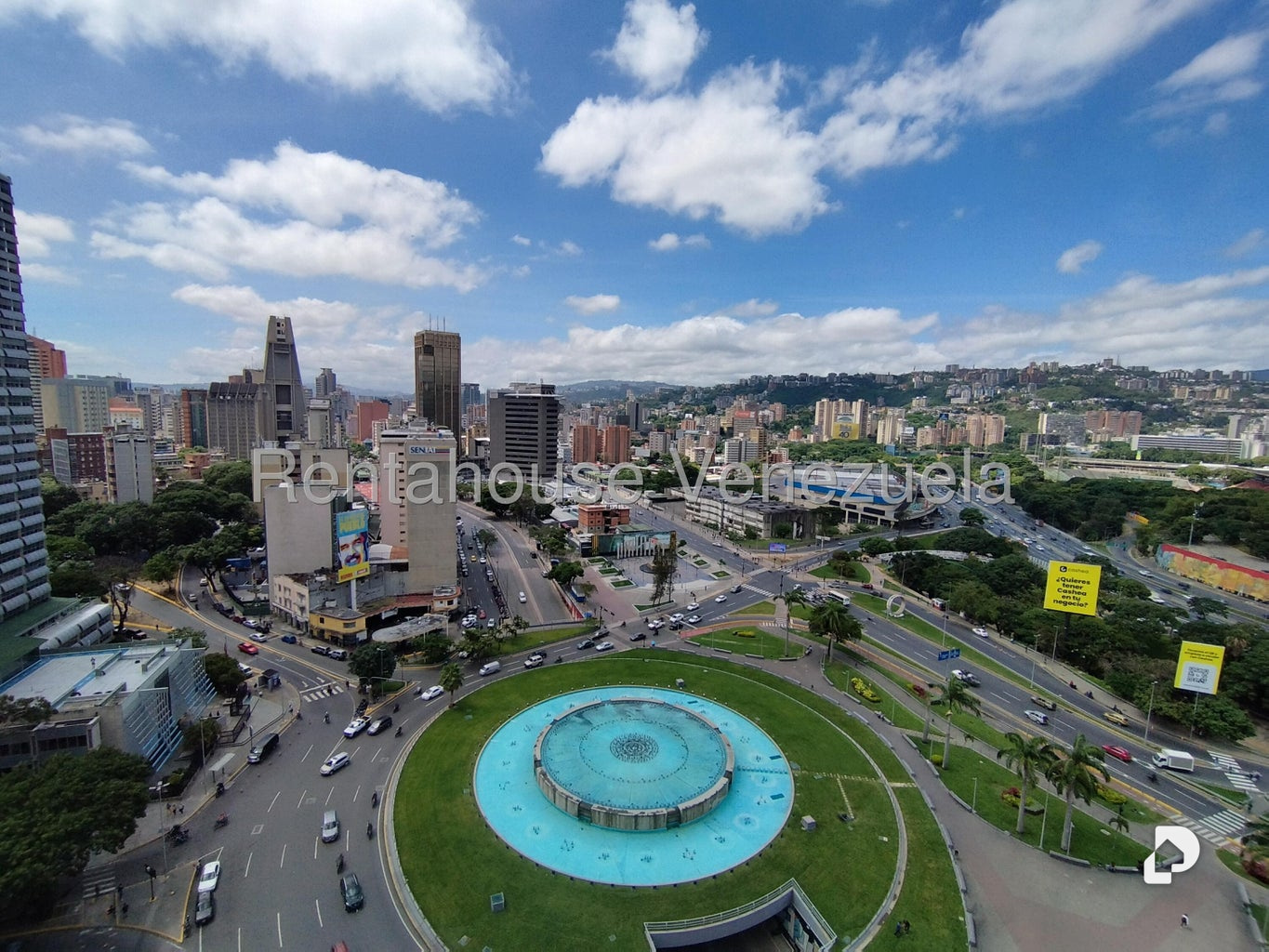 Oficina en Plaza Venezuela, Caracas – 2