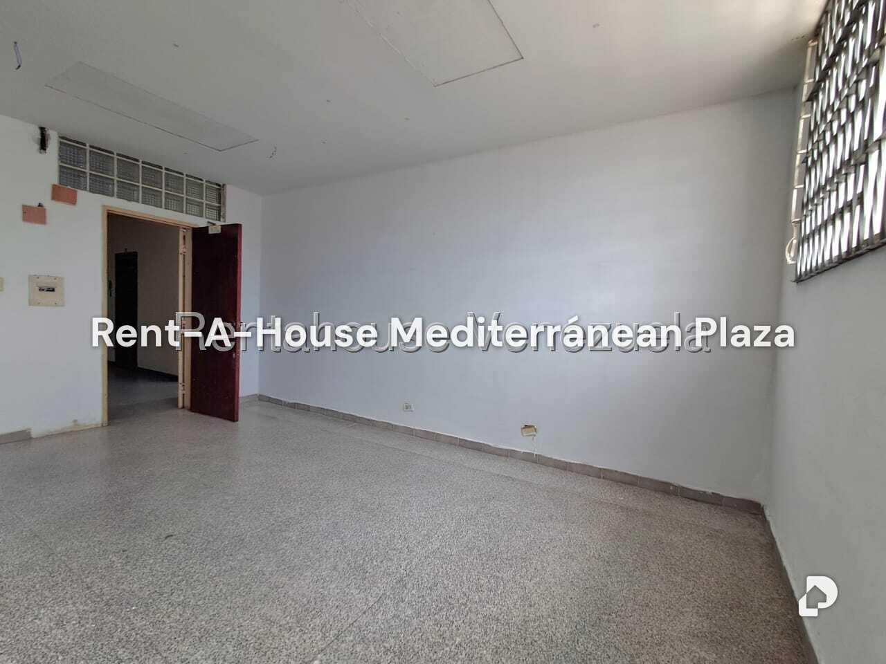 Local comercial en Parroquia San Blas, Valencia – 17
