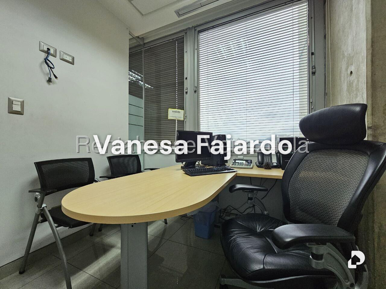 Oficina en La Candelaria, Caracas – 25