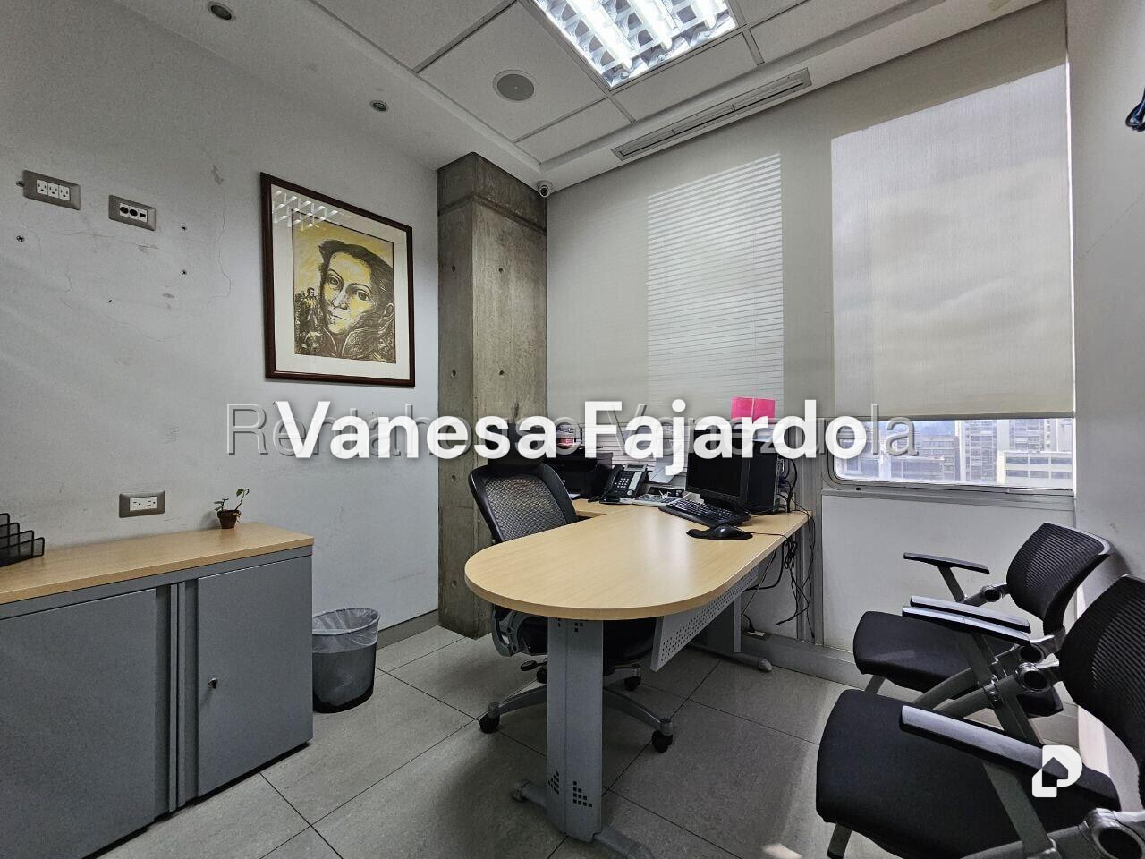 Oficina en La Candelaria, Caracas – 26
