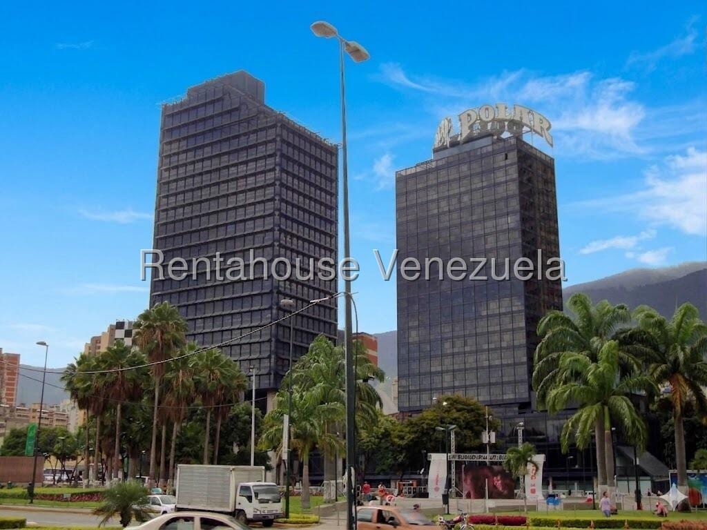 Oficina en Plaza Venezuela, Caracas - 1