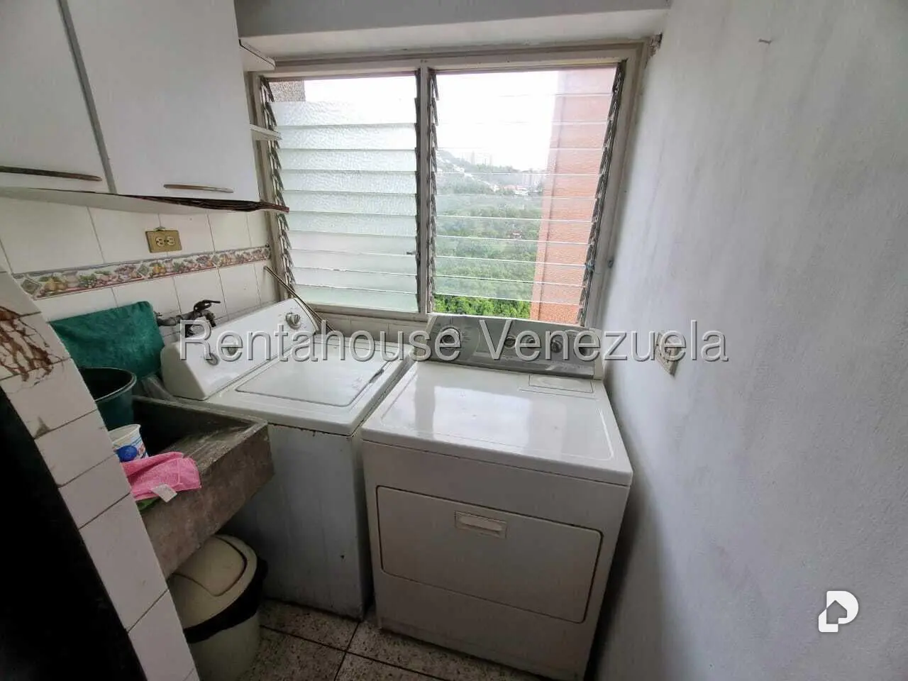 Apartamento en Colinas de Santa Mónica, Caracas – 18