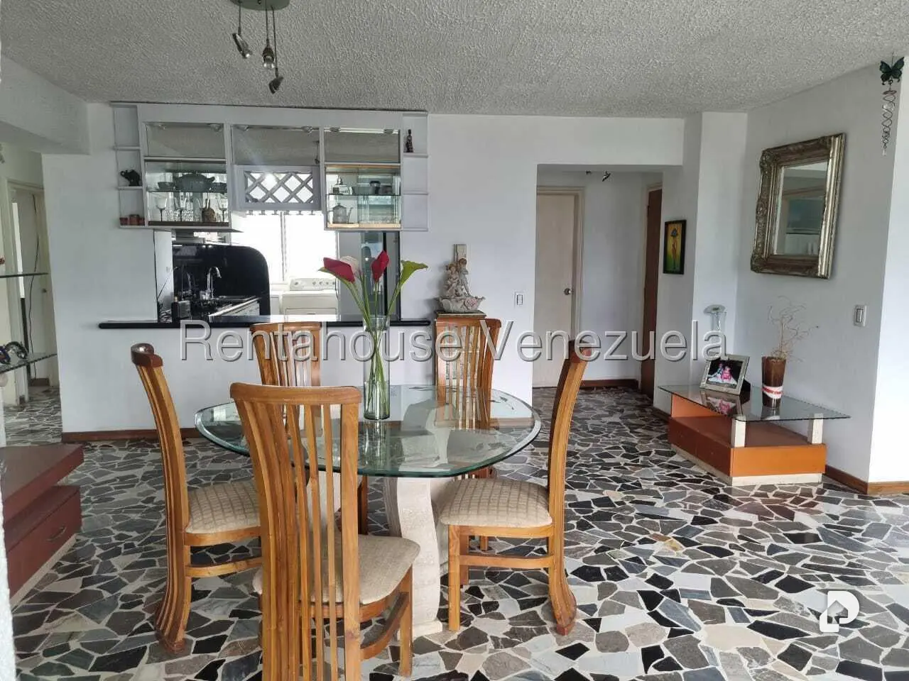 Apartamento en Colinas de Santa Mónica, Caracas – 4