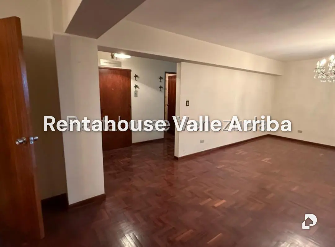 Apartment in Colinas de Santa Mónica, Caracas – 9