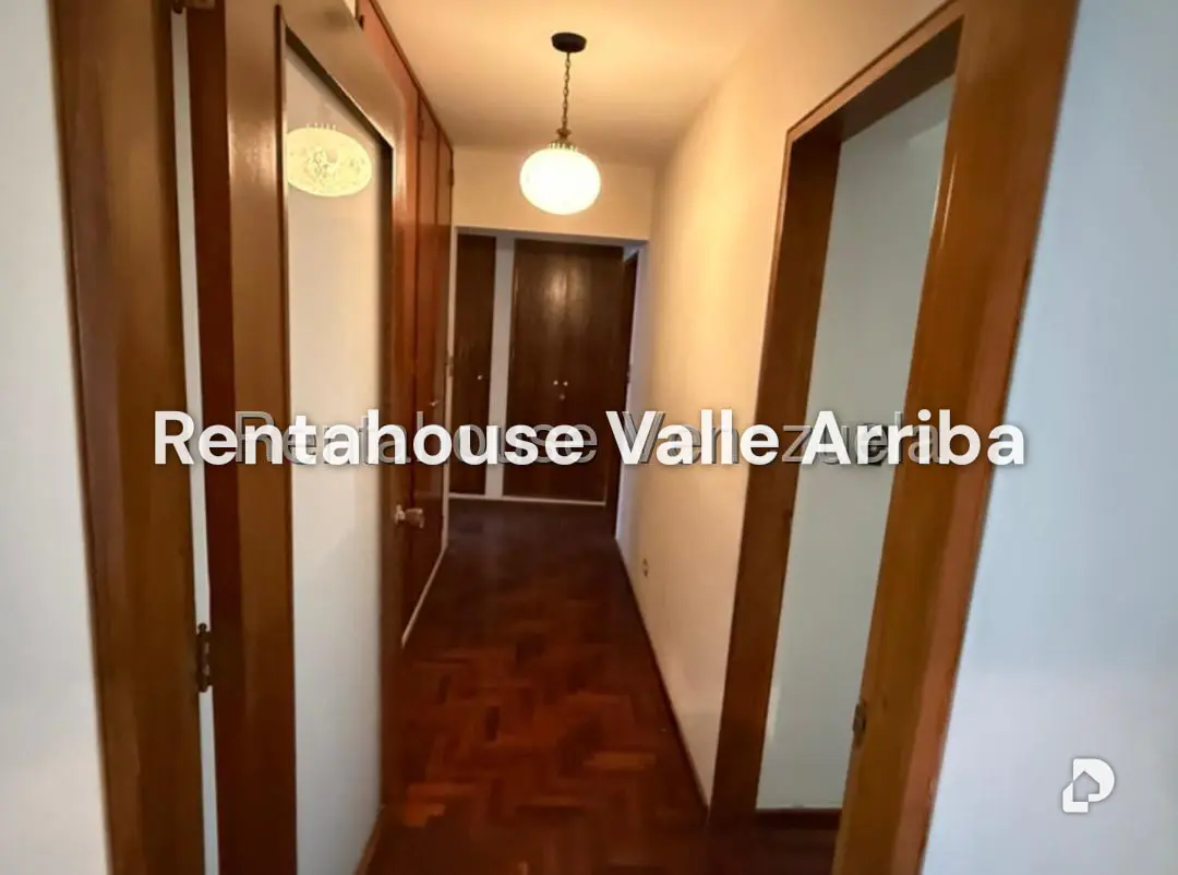 Apartment in Colinas de Santa Mónica, Caracas – 5