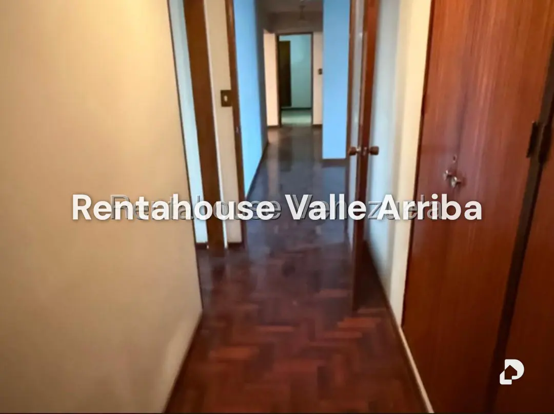 Apartment in Colinas de Santa Mónica, Caracas – 21