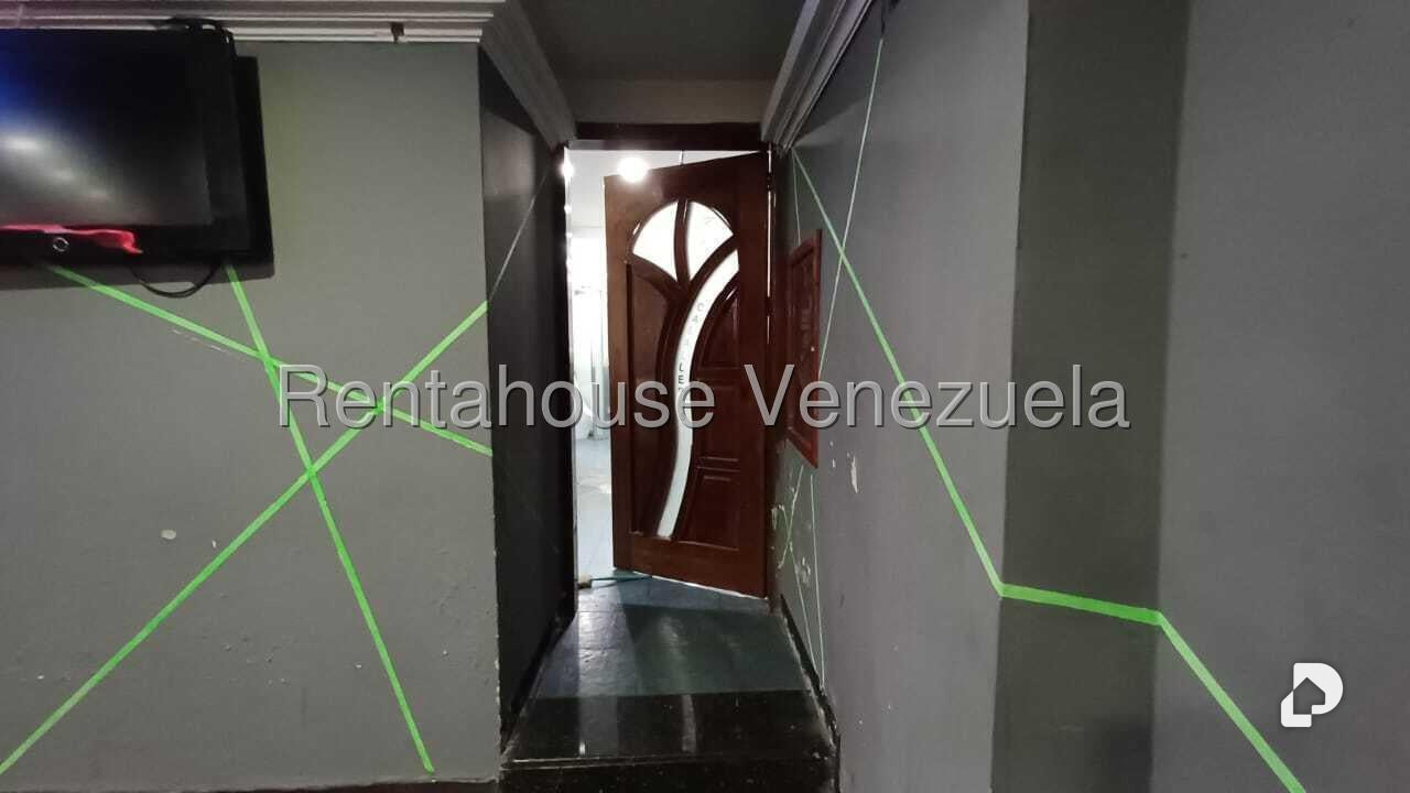 Local comercial en Colinas de Bello Monte, Caracas – 17
