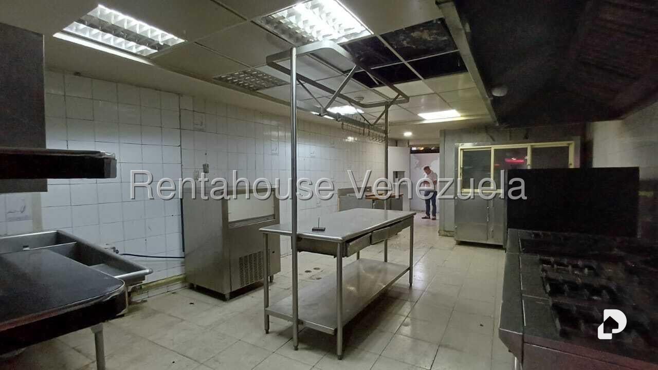 Local comercial en Colinas de Bello Monte, Caracas – 19
