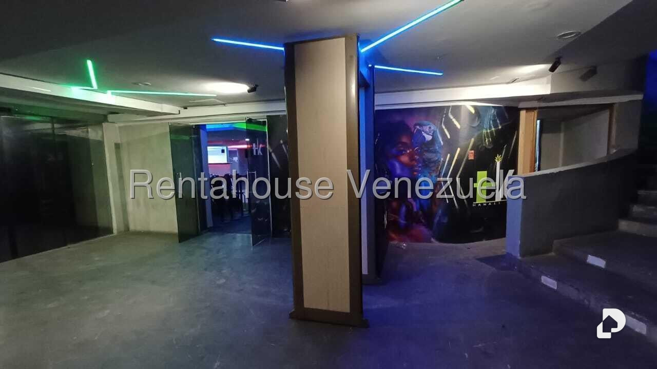 Local comercial en Colinas de Bello Monte, Caracas – 14