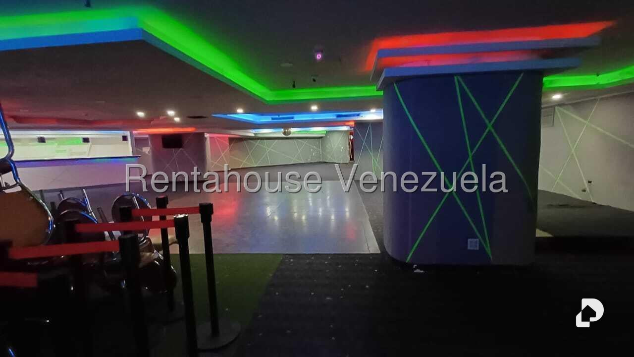 Local comercial en Colinas de Bello Monte, Caracas – 11