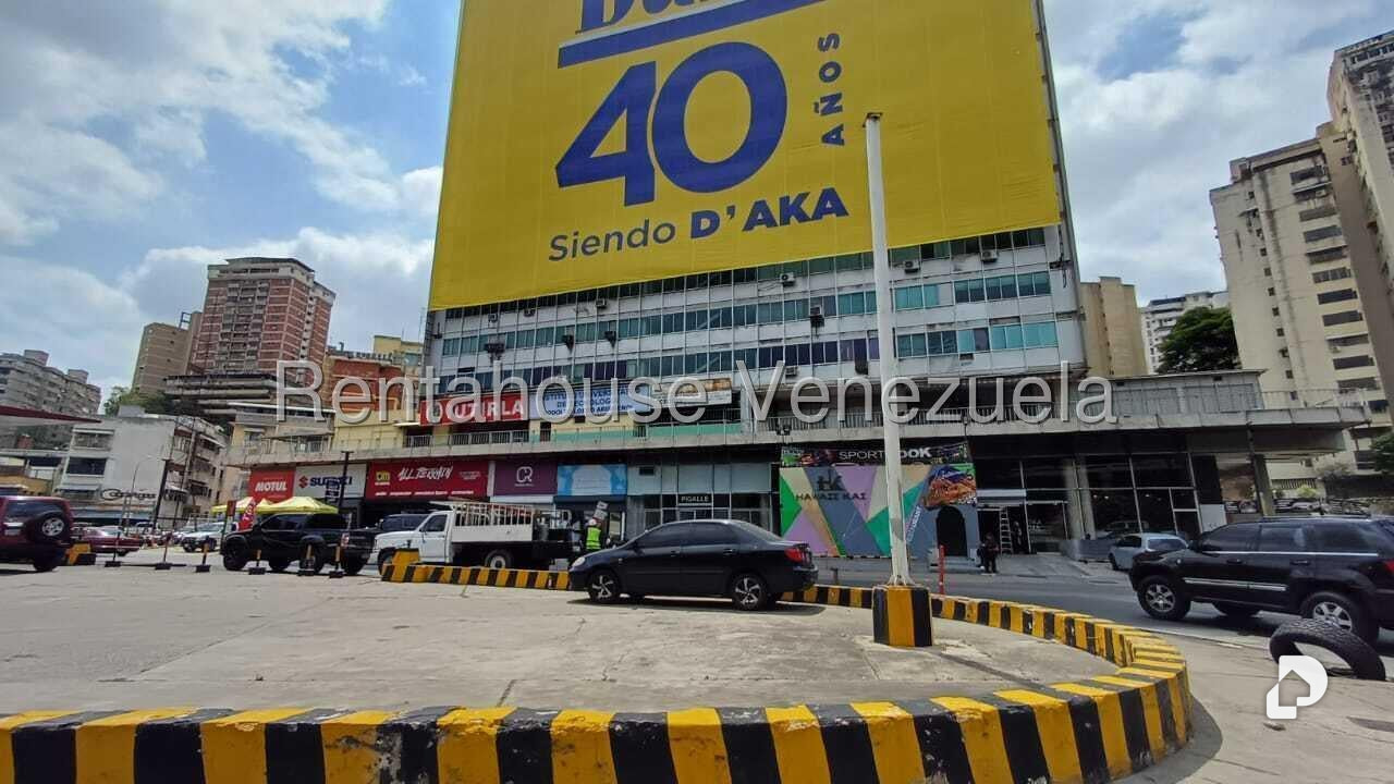Local comercial en Colinas de Bello Monte, Caracas – 25