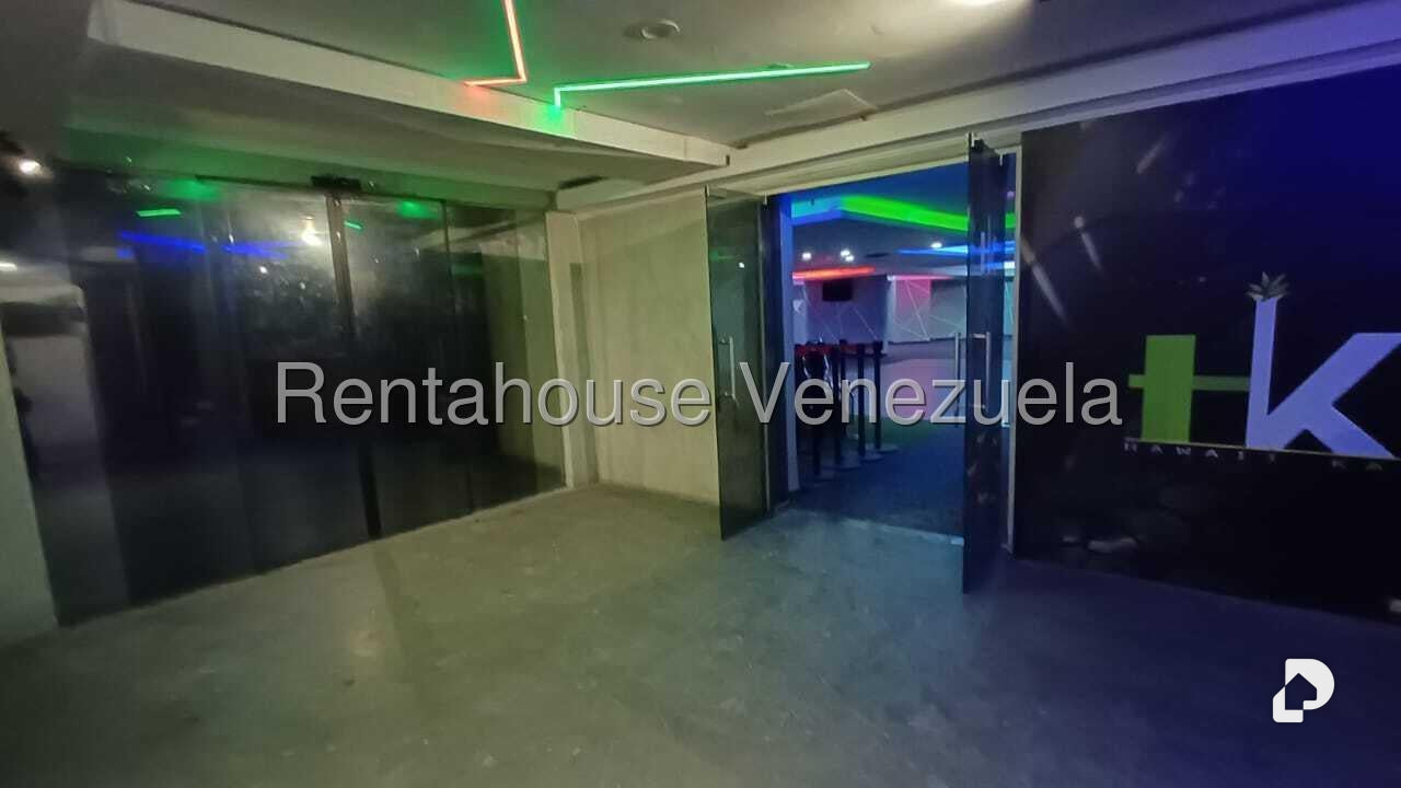Local comercial en Colinas de Bello Monte, Caracas – 12