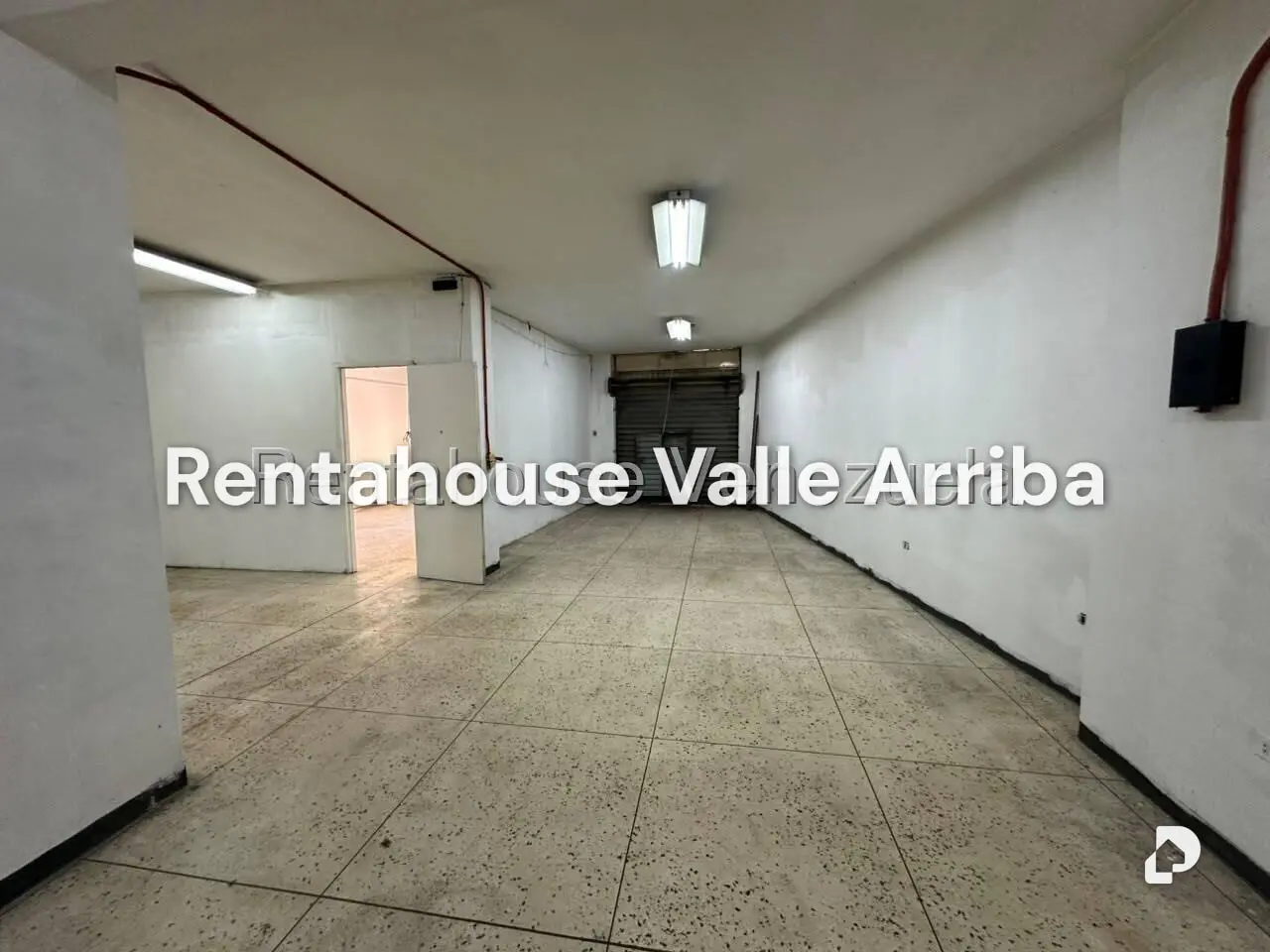 Local comercial en San Martín, Caracas – 8
