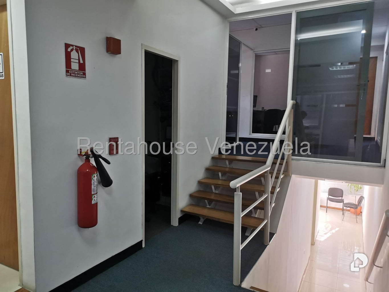 Oficina en La Trinidad, Caracas