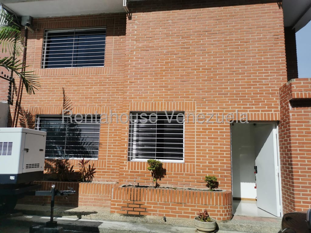 Oficina en La Trinidad, Caracas - 1