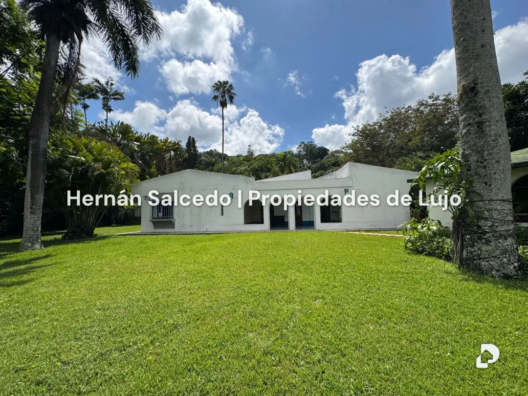 Casa en Cerro Verde, Caracas – 2