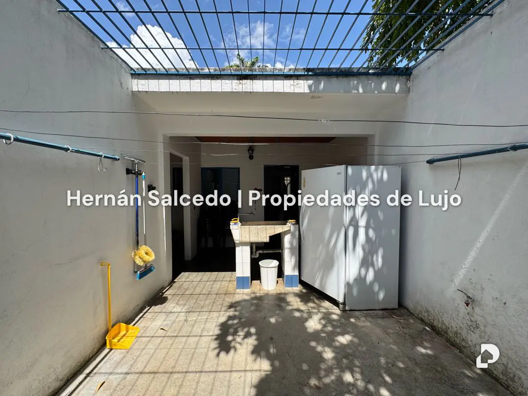 Casa en Cerro Verde, Caracas – 24