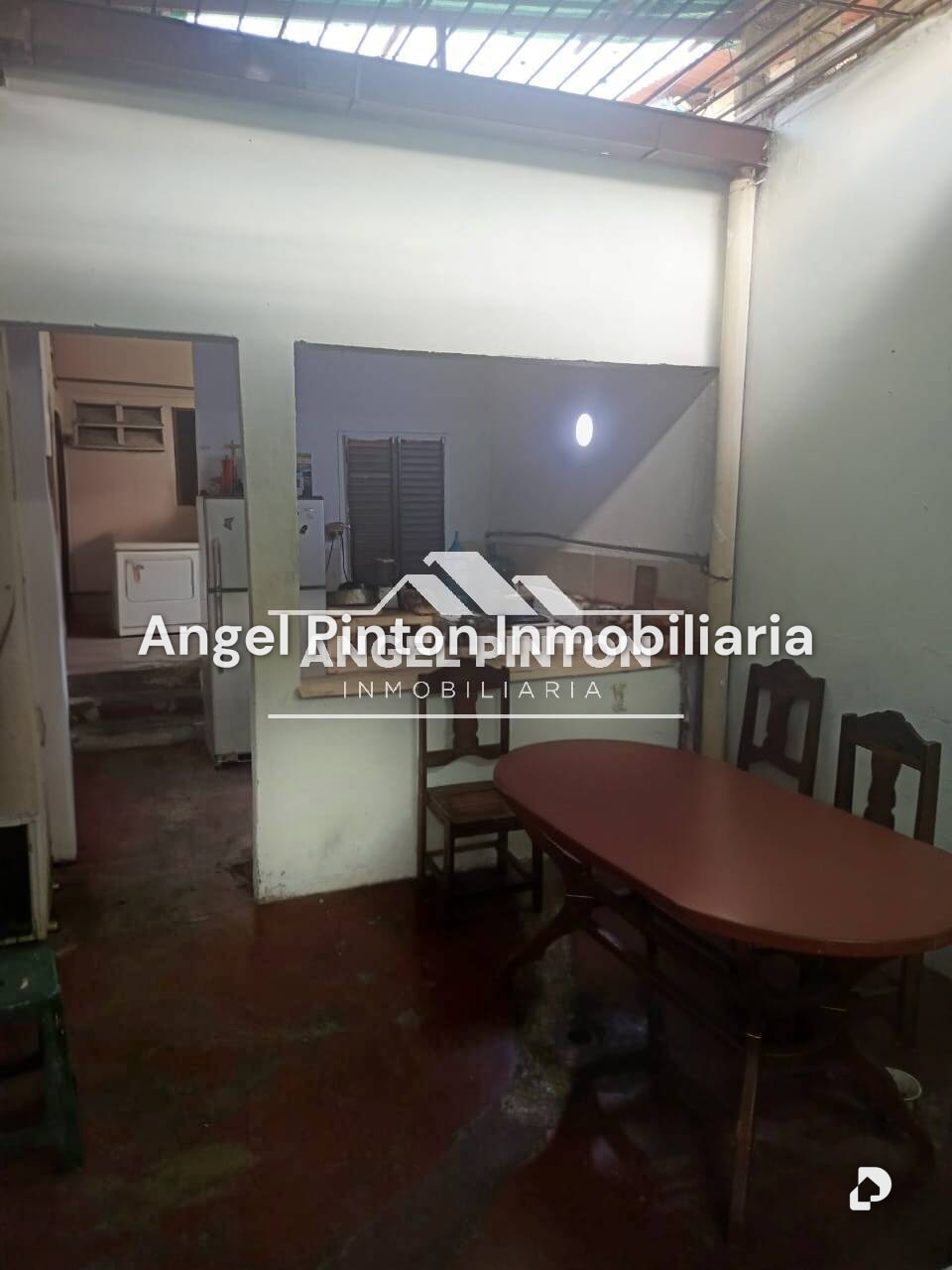 Local comercial en Avenida Principal de los Eucaliptus, Caracas – 4