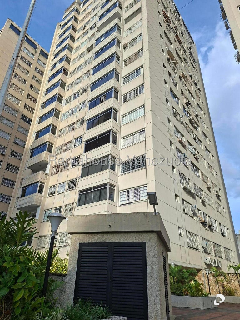 Apartment in Santa Fe Norte, Caracas – 23