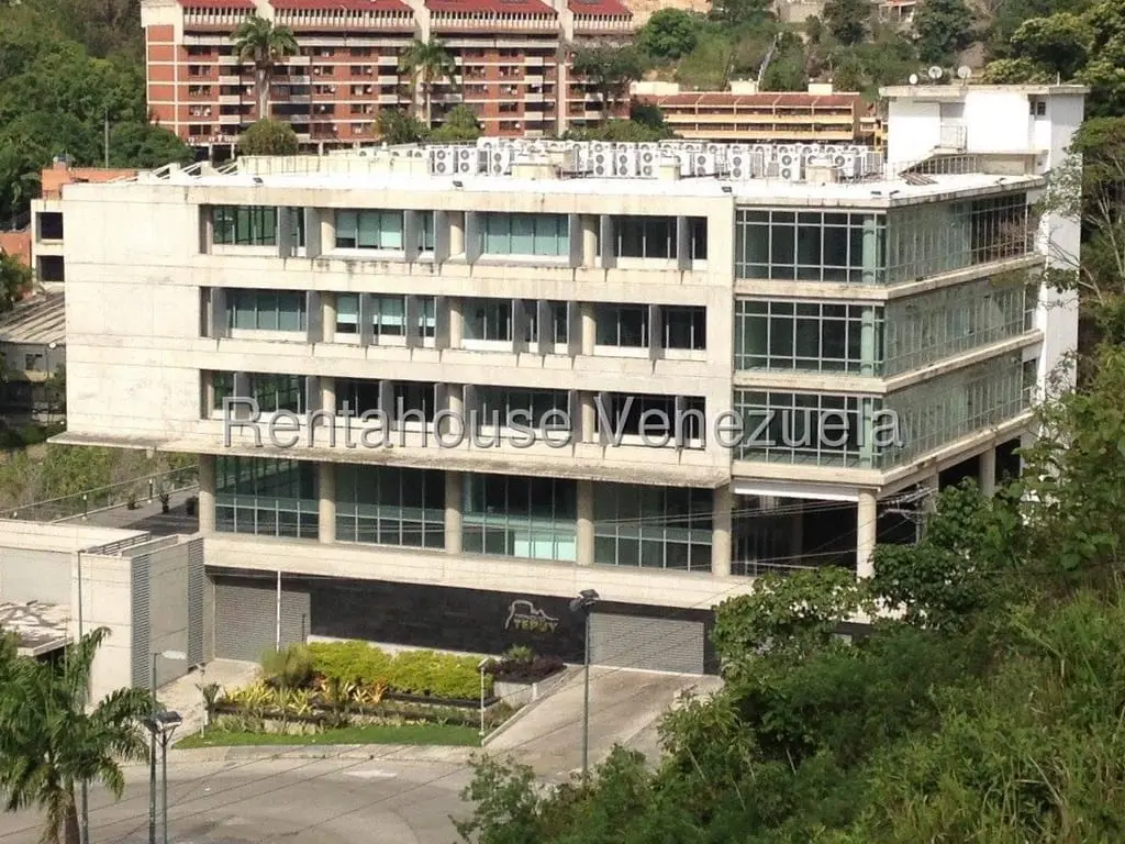 Local comercial en La Trinidad, Caracas - 1
