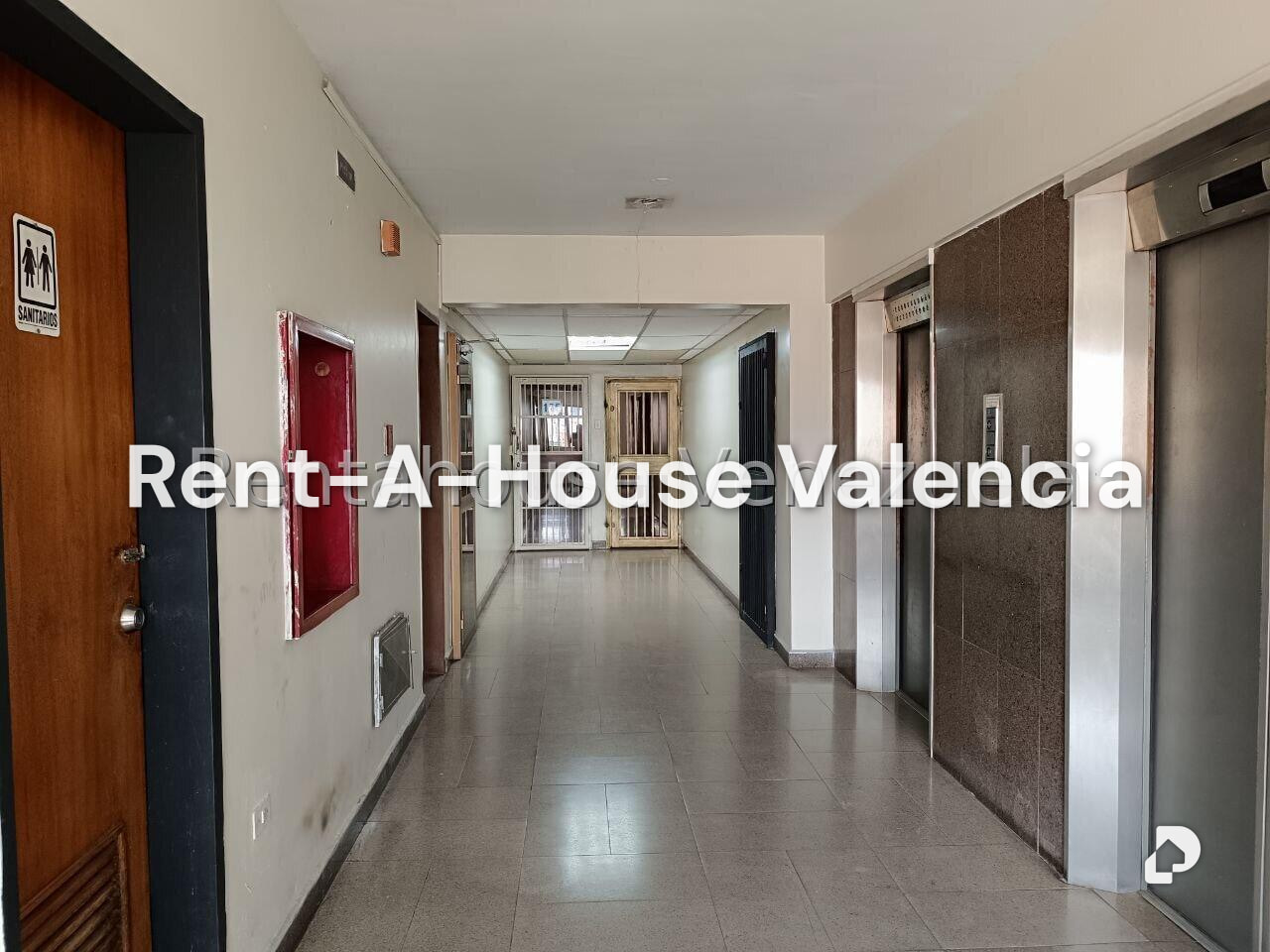 Oficina en Avenida Bolivar Norte, Valencia – 22