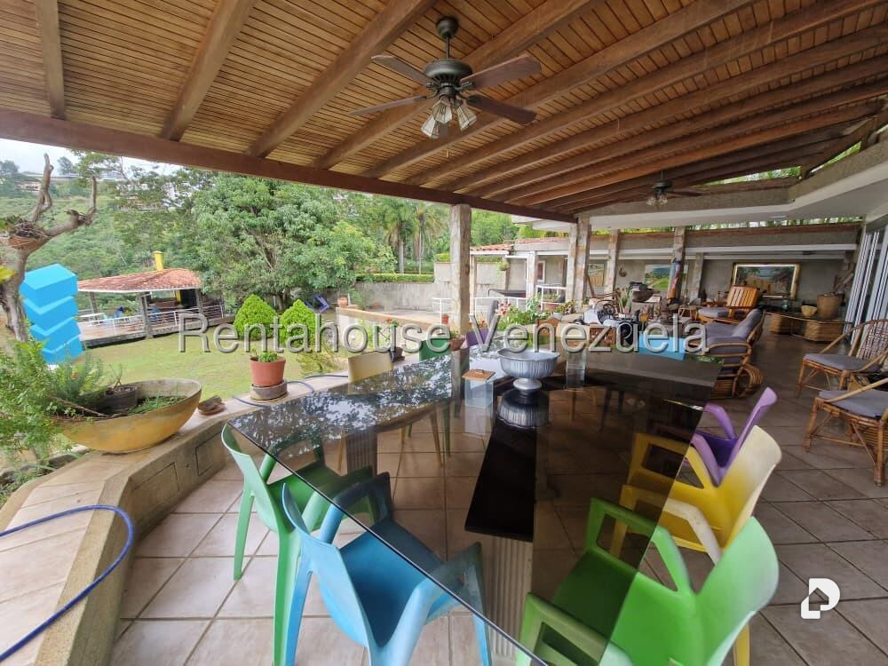 Casa en Lomas de La Lagunita, Caracas – 13