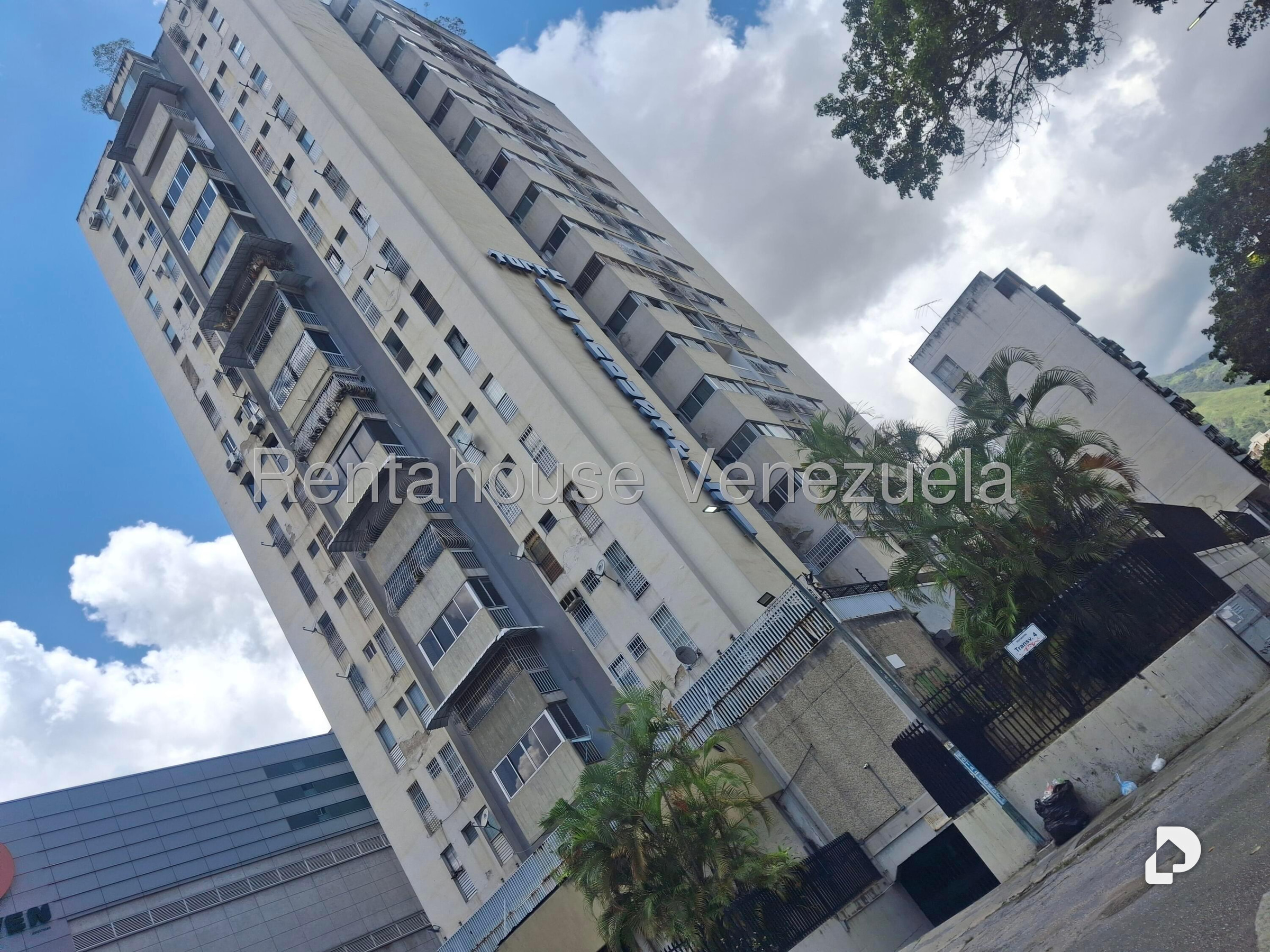 Apartment in Horizonte, Caracas – 20