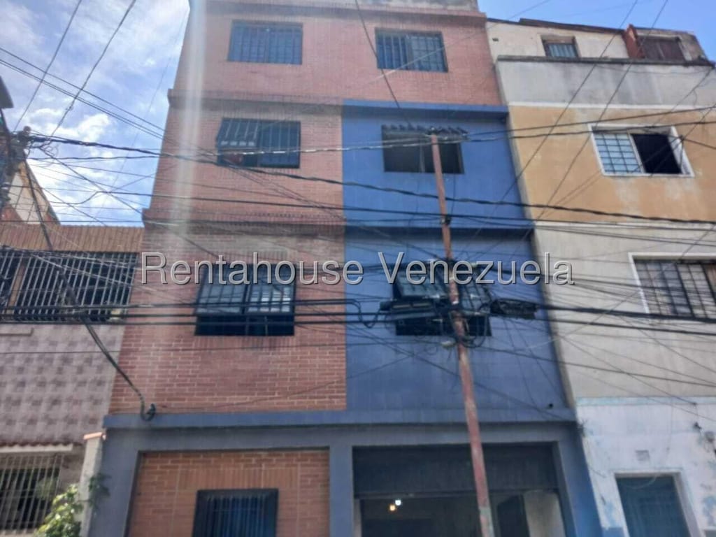 Local comercial en Catia, Caracas - 1