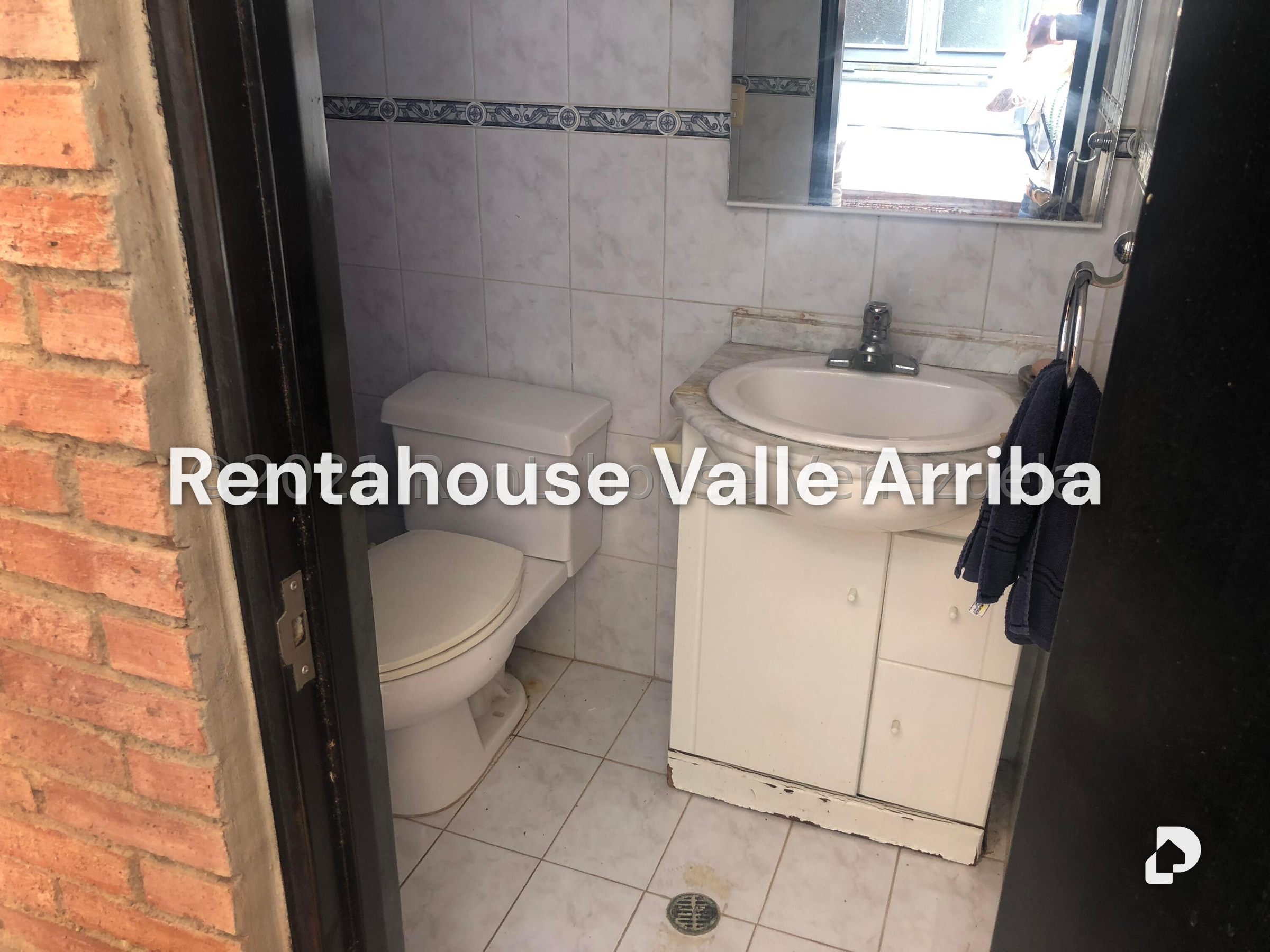 Casa en El Hatillo, Caracas – 26