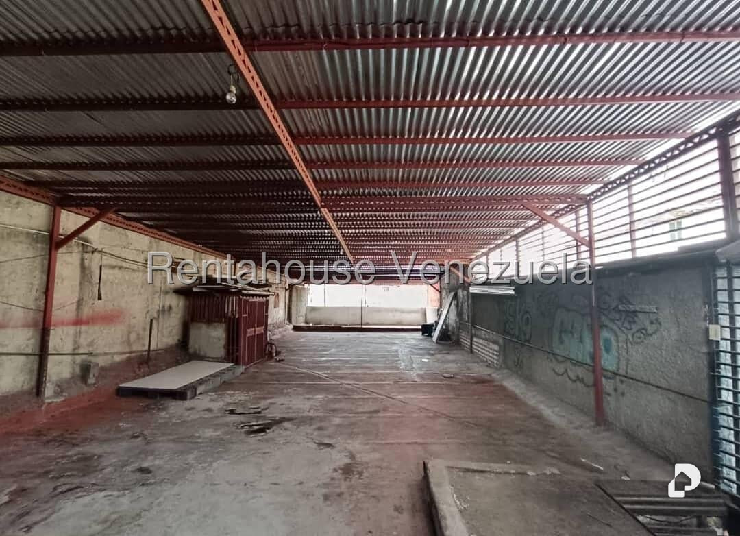Local comercial en El Valle, Caracas – 5