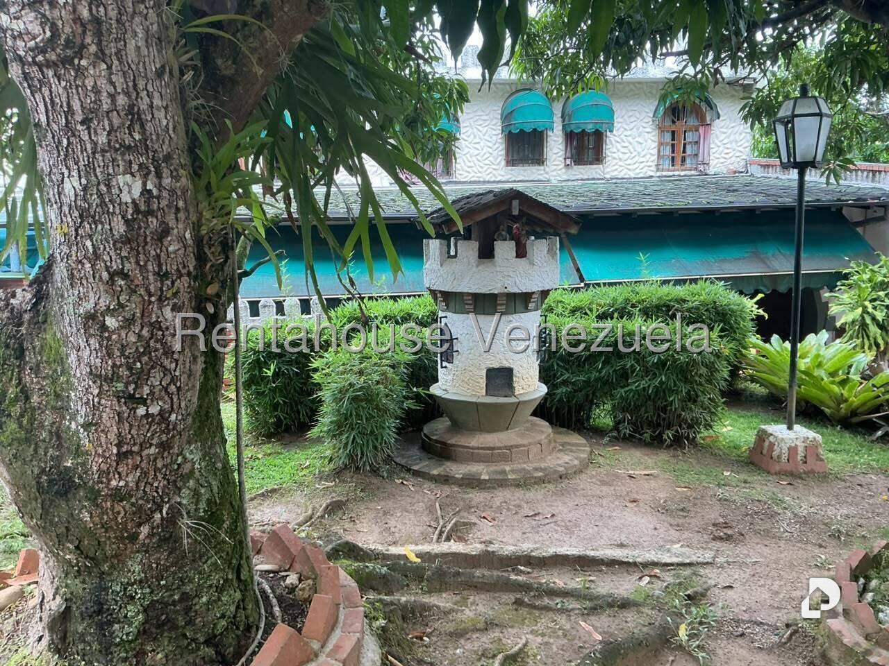 Casa en La Trinidad, Caracas – 30